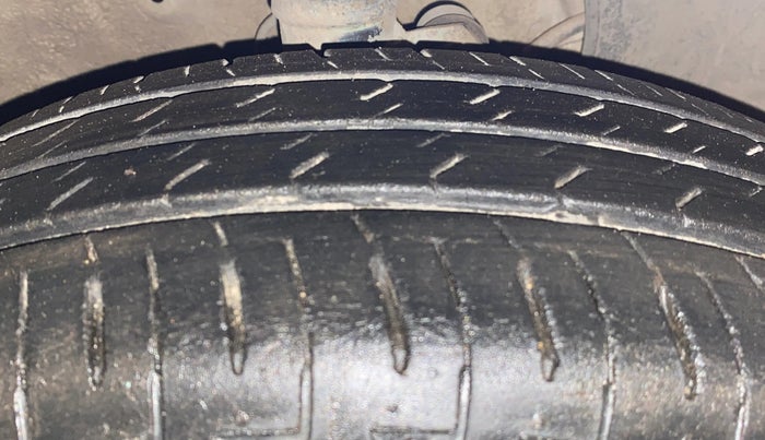2019 Maruti IGNIS DELTA 1.2, Petrol, Manual, 24,201 km, Right Front Tyre Tread