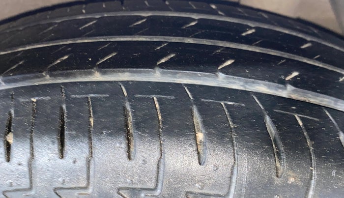 2019 Maruti IGNIS DELTA 1.2, Petrol, Manual, 24,201 km, Left Rear Tyre Tread
