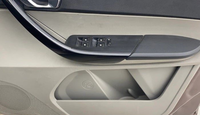 2016 Tata Tiago XZ PETROL, Petrol, Manual, 37,712 km, Driver Side Door Panels Control