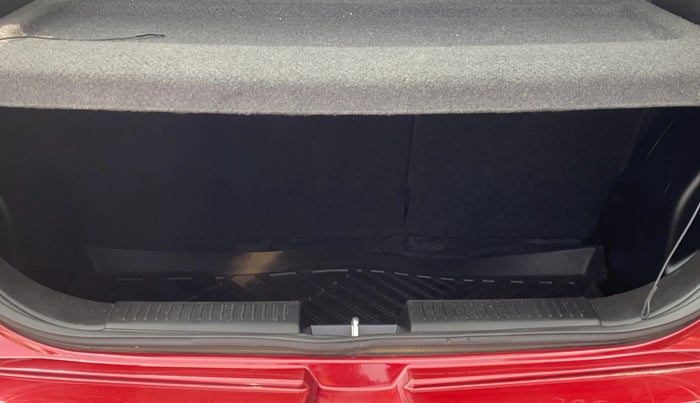 2022 Toyota Glanza V, Petrol, Manual, 26,462 km, Boot Inside