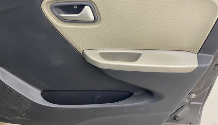 2016 Maruti Alto K10 VXI AMT, Petrol, Automatic, 56,360 km, Driver Side Door Panels Control