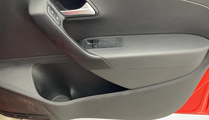 2018 Volkswagen Polo TRENDLINE 1.0L, Petrol, Manual, 53,814 km, Driver Side Door Panels Control