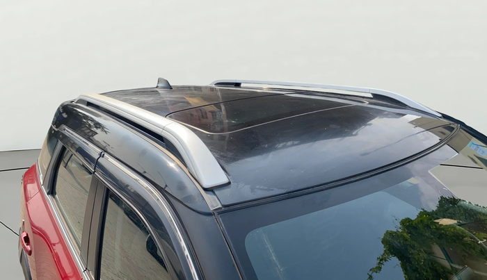 2022 Maruti BREZZA ZXI + SMART HYBRID DUAL TONE, Petrol, Manual, 28,115 km, Moonroof/ Sunroof