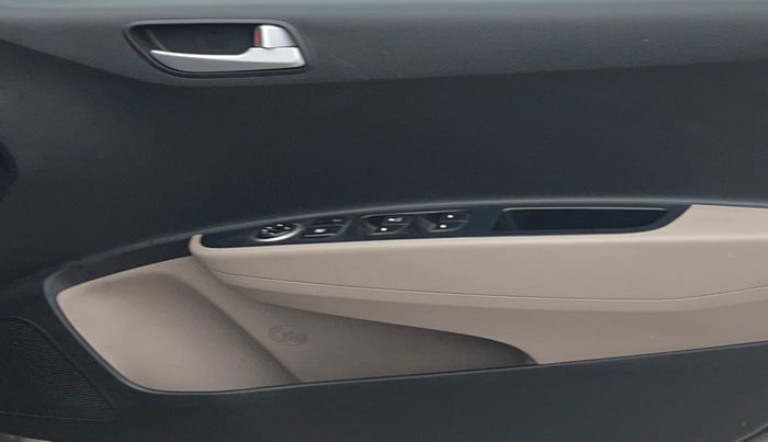 2017 Hyundai Grand i10 SPORTZ 1.2 KAPPA VTVT, Petrol, Manual, 85,127 km, Driver Side Door Panels Control