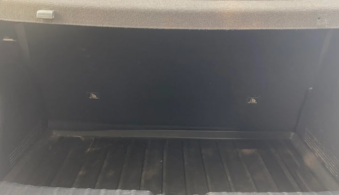 2020 KIA SONET GTX PLUS 1.0 DCT, Petrol, Automatic, 87,379 km, Boot Inside