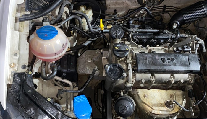 2016 Volkswagen Polo HIGHLINE1.2L, Petrol, Manual, 33,574 km, Engine View - Right