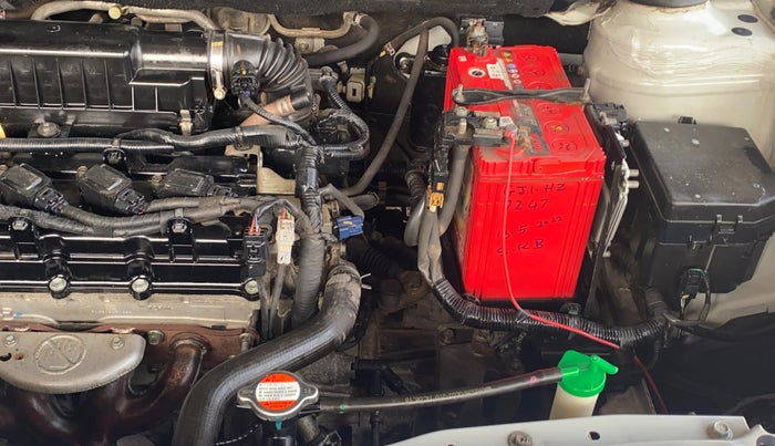 2018 Maruti Ciaz DELTA 1.4 MT PETROL, Petrol, Manual, 1,04,006 km, Engine View - Left