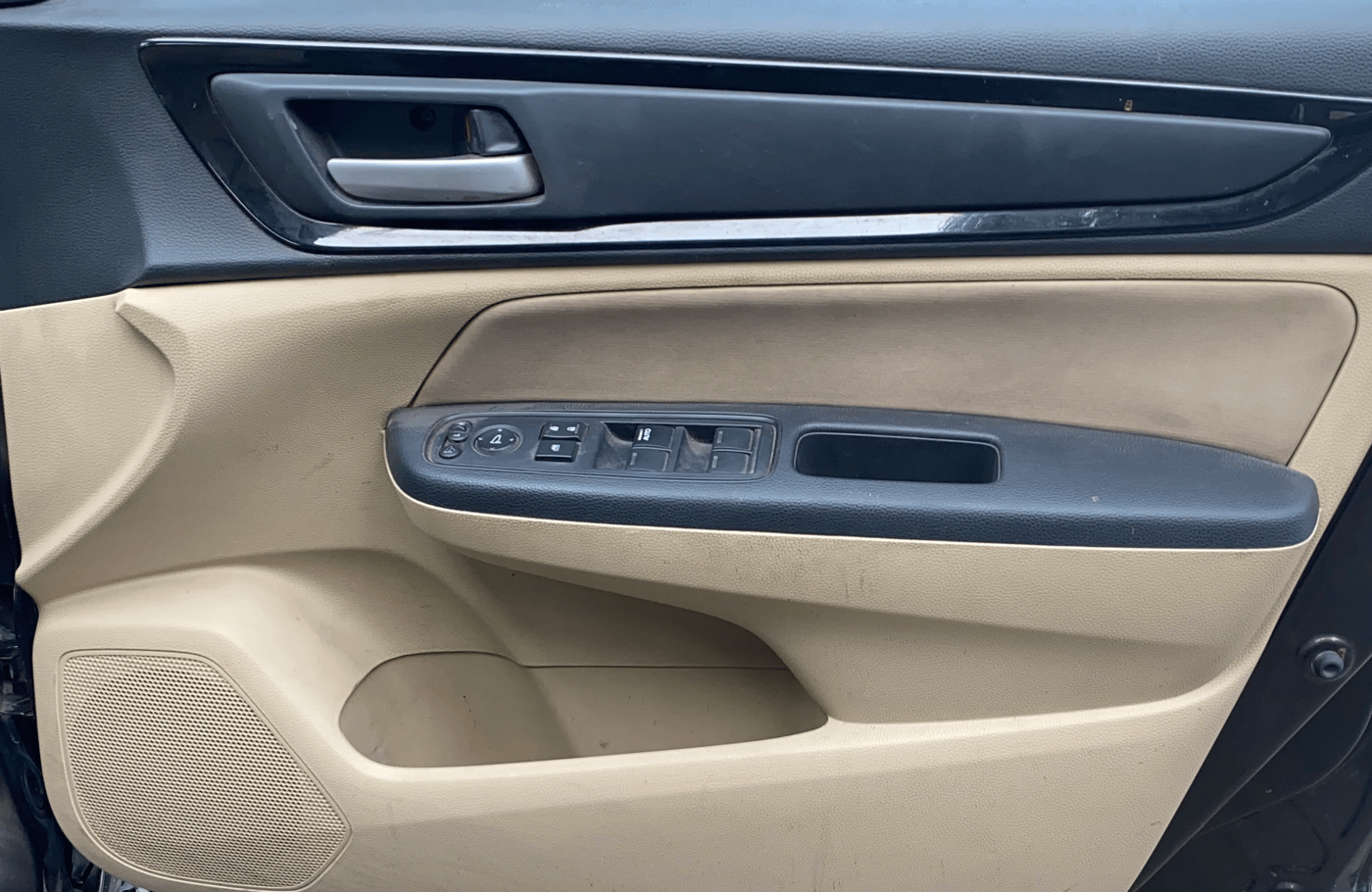 2020 Honda Amaze 1.2L I-VTEC VX, CNG, Manual, 52,480 km, Driver Side Door Panels Control