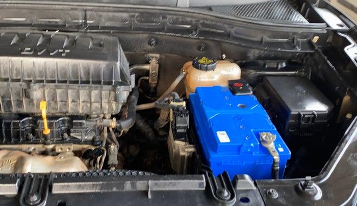 2023 MG ASTOR SUPER 1.5 MT, Petrol, Manual, 81,227 km, Engine View - Left