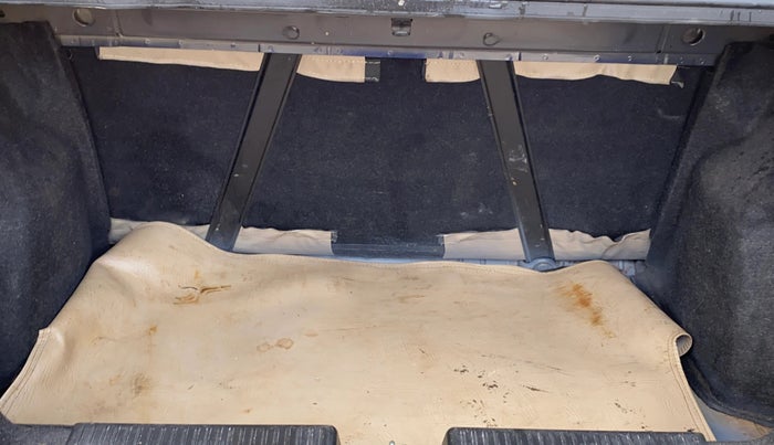 2017 Maruti Dzire VDI, Diesel, Manual, 1,44,184 km, Boot Inside