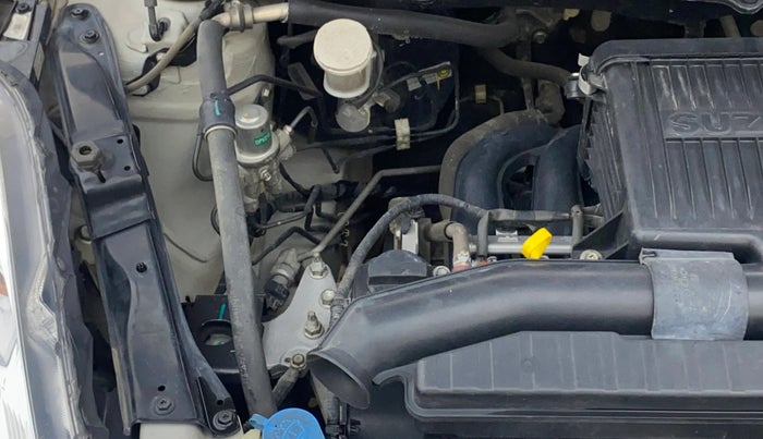 2014 Maruti Swift VXI, Petrol, Manual, 76,015 km, Engine View - Right