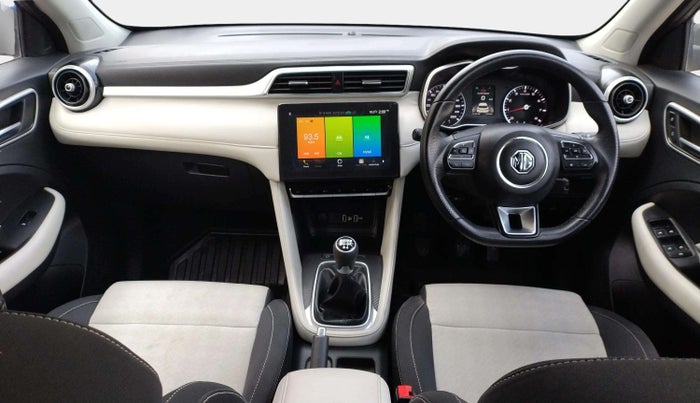 2023 MG ASTOR STYLE 1.5 MT, Petrol, Manual, 23,668 km, Dashboard