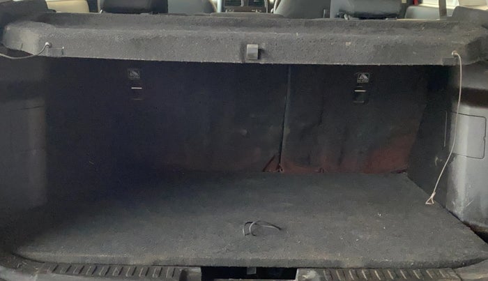 2019 Maruti Vitara Brezza ZDI, Diesel, Manual, 1,36,400 km, Boot Inside