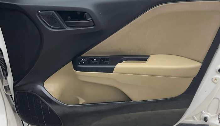 2015 Honda City 1.5L I-VTEC SV, Petrol, Manual, 62,025 km, Driver Side Door Panels Control
