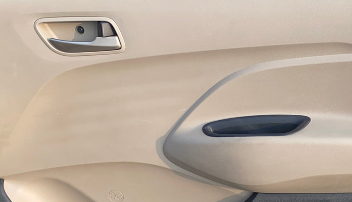 2020 Hyundai NEW SANTRO SPORTZ AMT, Petrol, Automatic, 37,153 km, Driver Side Door Panels Control