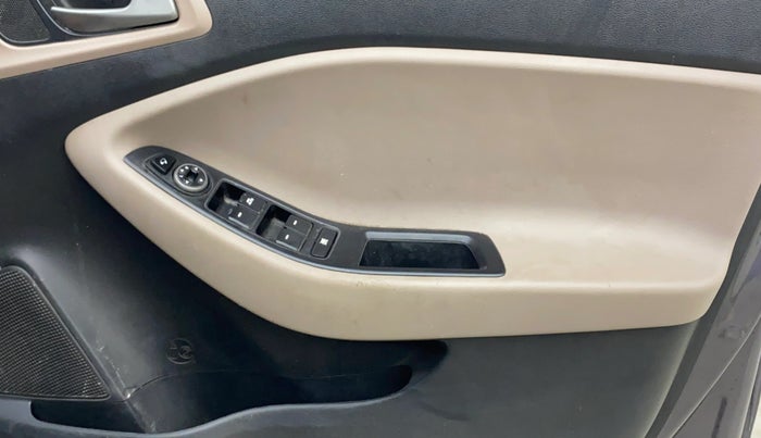 2018 Hyundai Elite i20 ASTA 1.2, Petrol, Manual, 79,192 km, Driver Side Door Panels Control