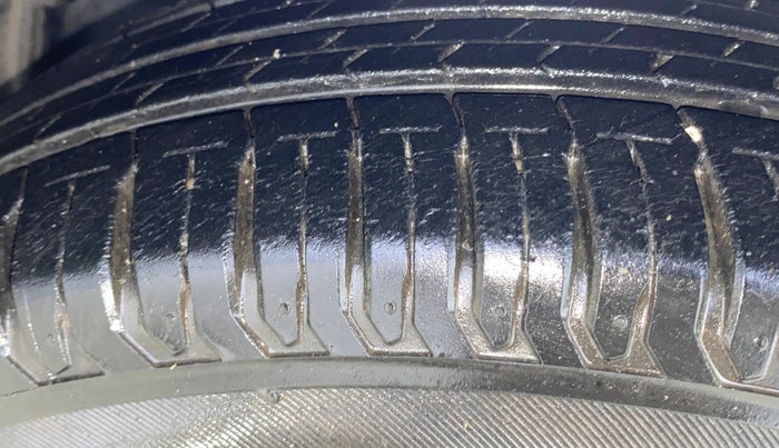 2017 Honda City 1.5L I-VTE V CVT, Petrol, Automatic, 31,836 km, Left Front Tyre Tread