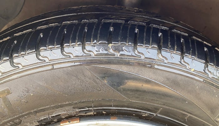 2016 Hyundai Grand i10 SPORTZ 1.2 KAPPA VTVT, Petrol, Manual, 57,278 km, Right Front Tyre Tread