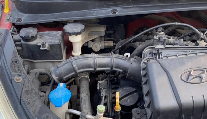 2012 Hyundai i10 MAGNA 1.1, Petrol, Manual, 92,905 km, Engine View - Right