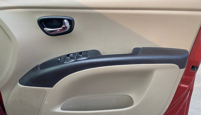 2012 Hyundai i10 MAGNA 1.1, Petrol, Manual, 92,905 km, Driver Side Door Panels Control