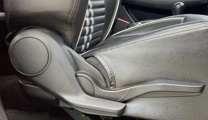 2023 Maruti Swift VXI, Petrol, Manual, 24,919 km, Driver Side Adjustment Panel