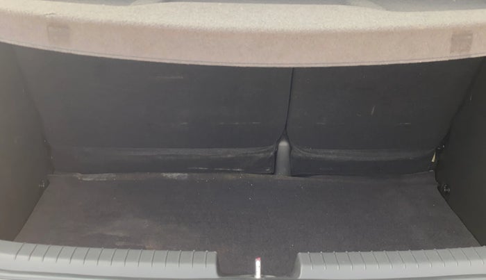 2016 Hyundai i20 Active 1.2 SX, Petrol, Manual, 46,496 km, Boot Inside