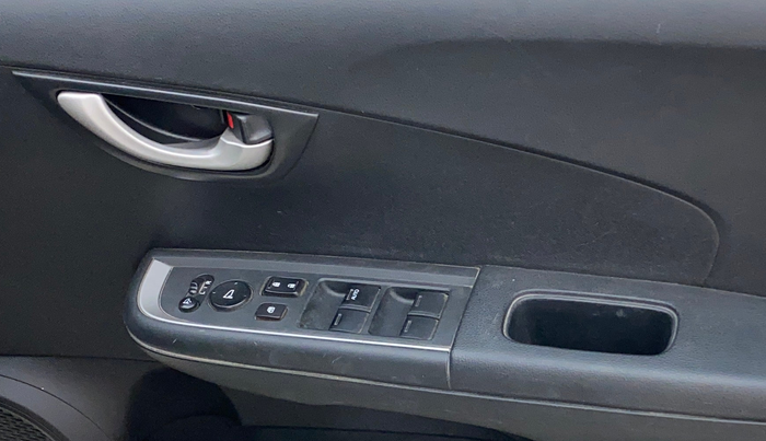 2017 Honda BR-V 1.5L I-VTEC V CVT, Petrol, Automatic, 88,780 km, Driver Side Door Panels Control