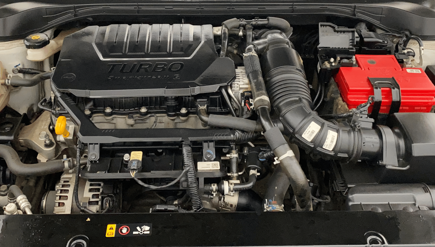 2023 Hyundai Verna SX (O) 1.5 TURBO PETROL MT, Petrol, Manual, 13,596 km, Engine View