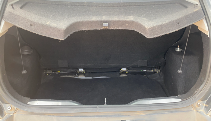 2022 Tata PUNCH CREATIVE  AMT, Petrol, Automatic, 68,887 km, Boot Inside