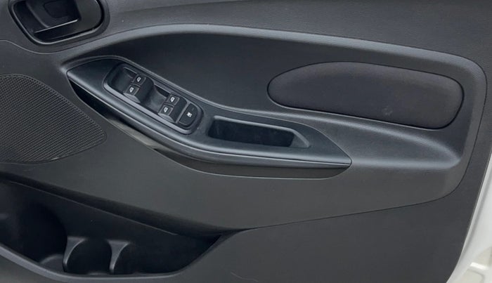 2021 Ford New Figo TITANIUM 1.2 PETROL MT, Petrol, Manual, 20,774 km, Driver Side Door Panels Control