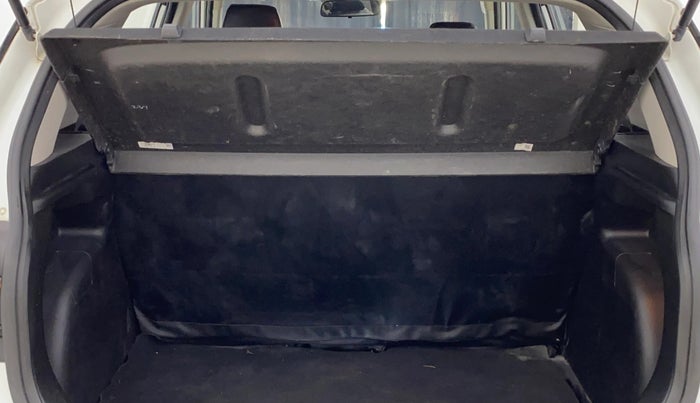 2021 Hyundai VENUE SX 1.0 TURBO, Petrol, Manual, 45,446 km, Boot Inside