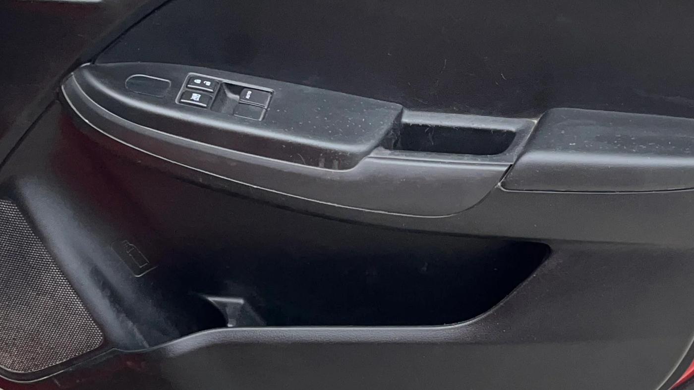 2015 Maruti Baleno SIGMA PETROL 1.2, Petrol, Manual, 53,068 km, Driver Side Door Panels Control