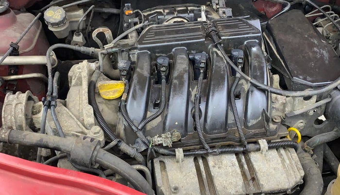 2014 Renault Duster RXL PETROL, Petrol, Manual, 41,936 km, Engine View - Right