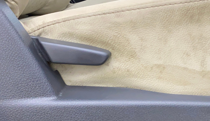 2014 Renault Duster RXL PETROL, Petrol, Manual, 41,936 km, Driver Side Adjustment Panel