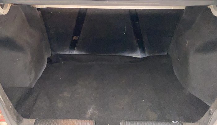 2019 Maruti Dzire VXI AMT, Petrol, Automatic, 80,376 km, Boot Inside