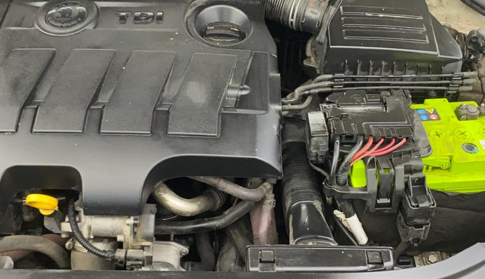 2013 Skoda Rapid AMBITION 1.6 TDI CR MT PLUS ALLOY, Diesel, Manual, 1,19,608 km, Engine View - Left