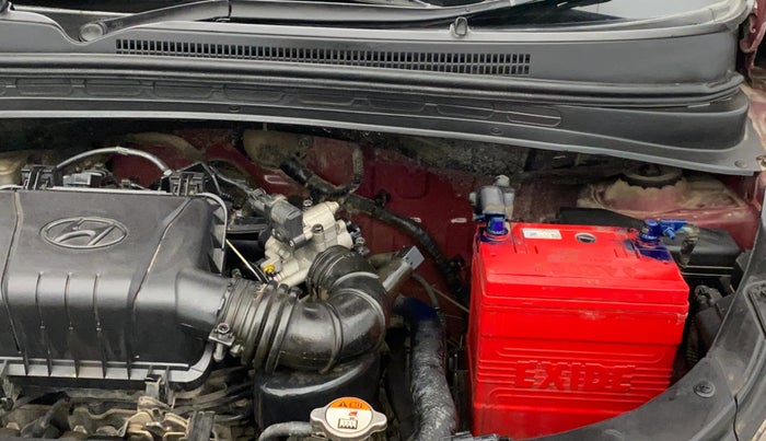 2014 Hyundai i10 SPORTZ 1.1, Petrol, Manual, 39,040 km, Engine View - Left