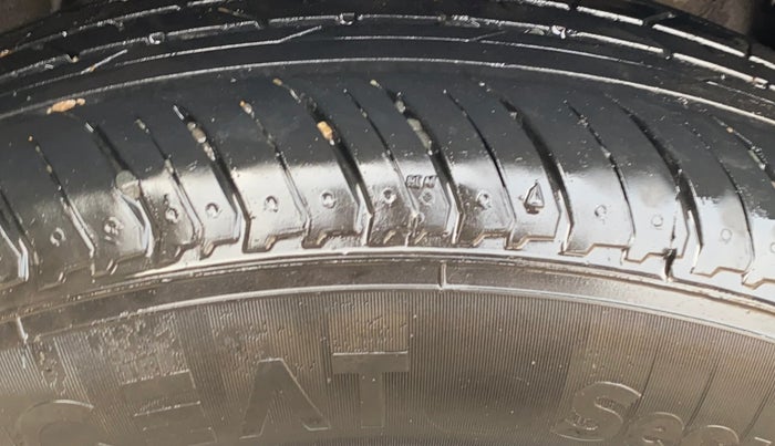 2022 Renault Kiger RXT MT, CNG, Manual, 43,687 km, Right Rear Tyre Tread