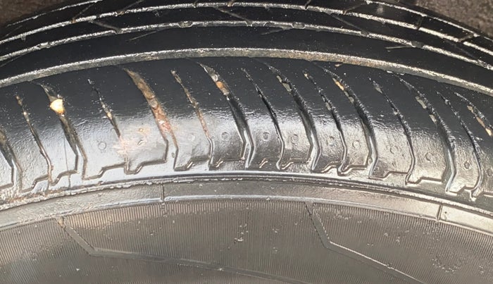 2022 Renault Kiger RXT MT, CNG, Manual, 43,687 km, Left Rear Tyre Tread