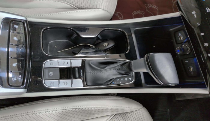 2023 Hyundai Tucson SIGNATURE 2.0 AT DIESEL, Diesel, Automatic, 17,001 km, Gear Lever