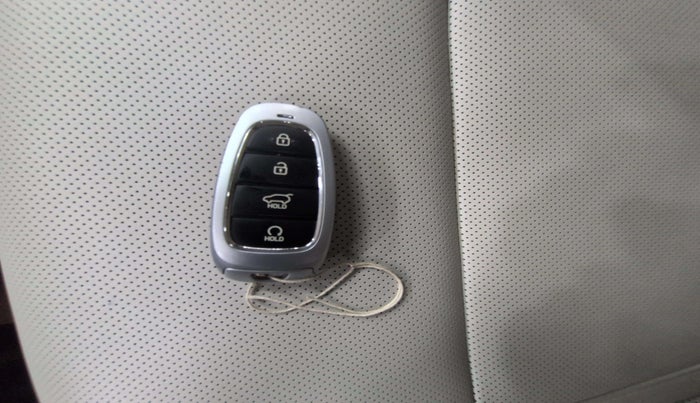 2023 Hyundai Tucson SIGNATURE 2.0 AT DIESEL, Diesel, Automatic, 17,001 km, Key Close Up