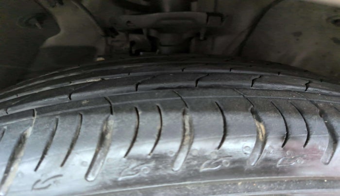 2023 Hyundai Tucson SIGNATURE 2.0 AT DIESEL, Diesel, Automatic, 17,001 km, Left Front Tyre Tread