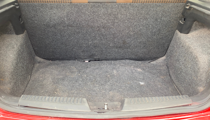 2018 Volkswagen Polo HIGHLINE PLUS 1.0 16 ALLOY, Petrol, Manual, 72,381 km, Boot Inside