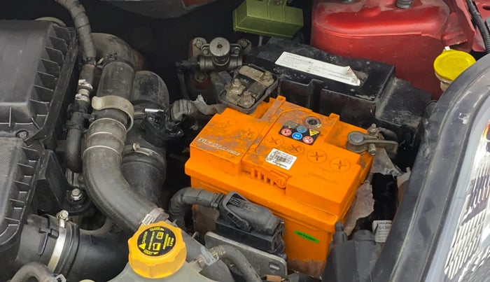 2018 Tata NEXON XZ PLUS DIESEL DUAL TONE, Diesel, Manual, 78,101 km, Engine View - Left