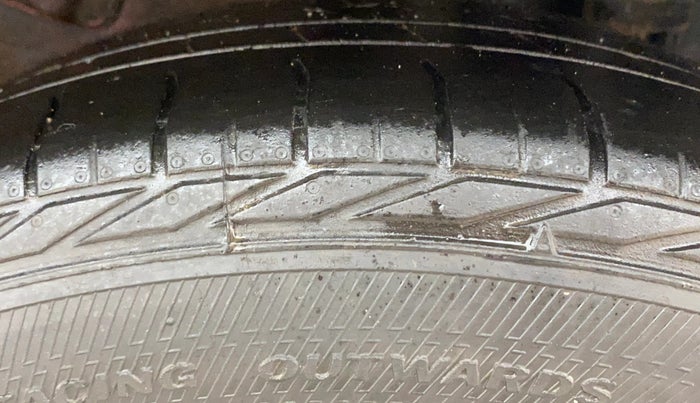 2018 Tata NEXON XZ PLUS DIESEL DUAL TONE, Diesel, Manual, 78,101 km, Left Rear Tyre Tread