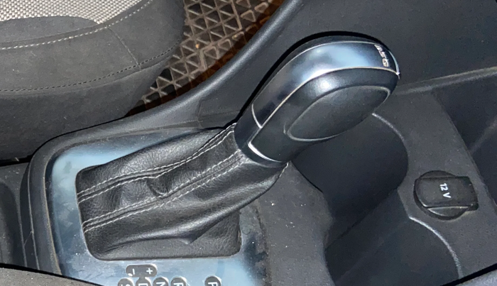 2016 Volkswagen Polo GT TSI AT, Petrol, Automatic, 61,343 km, Gear Lever