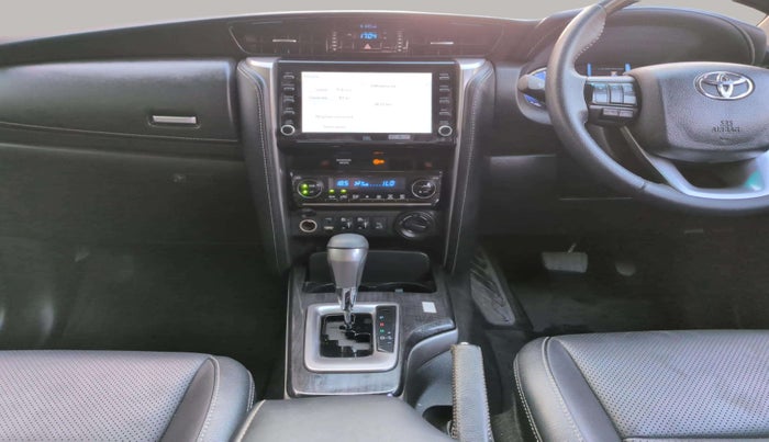 2023 Toyota Fortuner 4X4 AT 2.8 DIESEL, Diesel, Automatic, 39,212 km, Air Conditioner