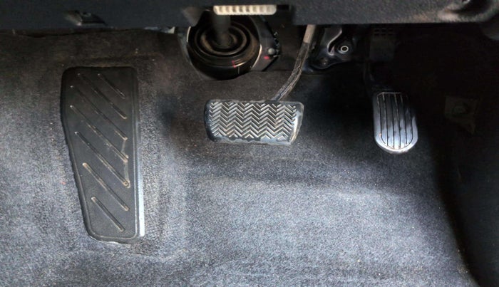 2023 Toyota Fortuner 4X4 AT 2.8 DIESEL, Diesel, Automatic, 39,212 km, Pedals