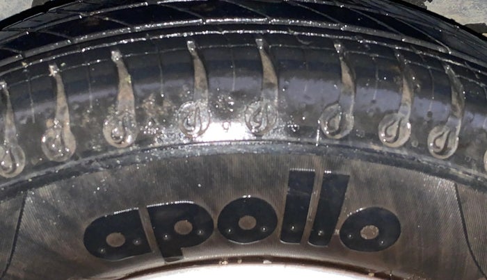 2020 Renault Kwid RXL 1.0, Petrol, Manual, 28,279 km, Left Front Tyre Tread