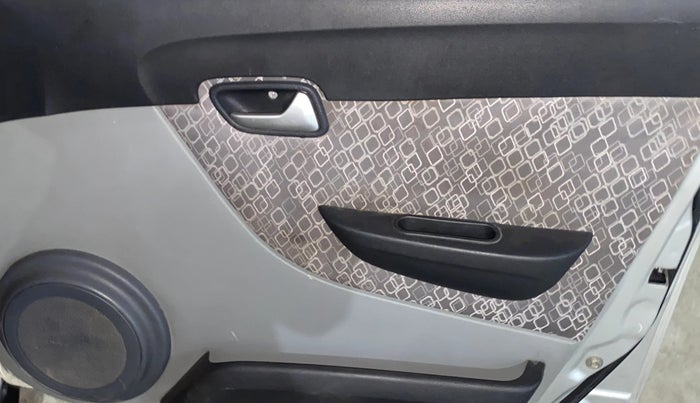 2017 Maruti Alto 800 LXI, Petrol, Manual, 48,317 km, Driver Side Door Panels Control